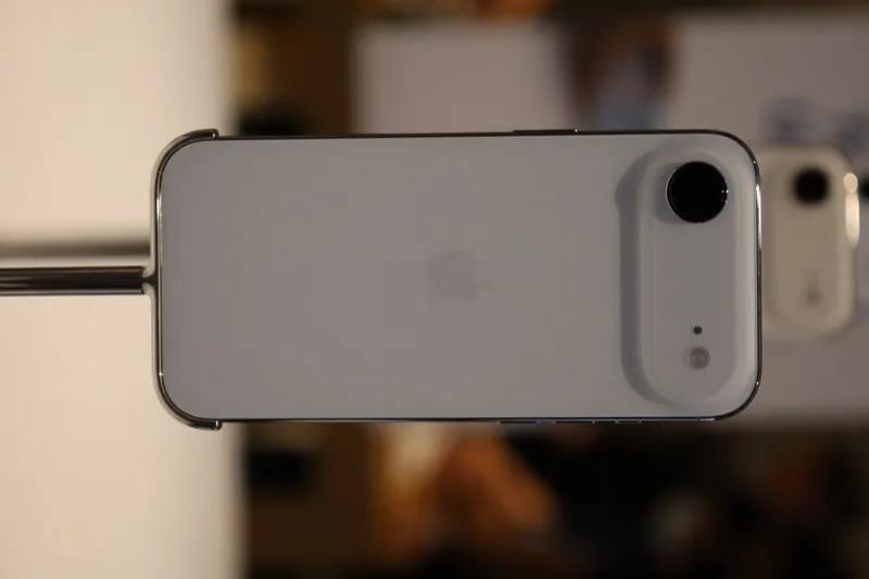 Apple iPhone Air