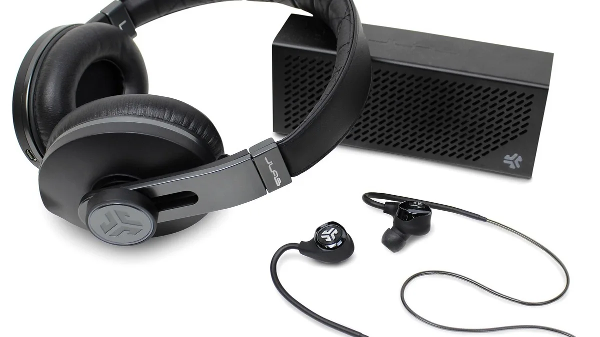 Bluetooth headphones, wireless earbuds and a portable speaker, the kinds of audio gear that pile up in Google's Find Hub device list