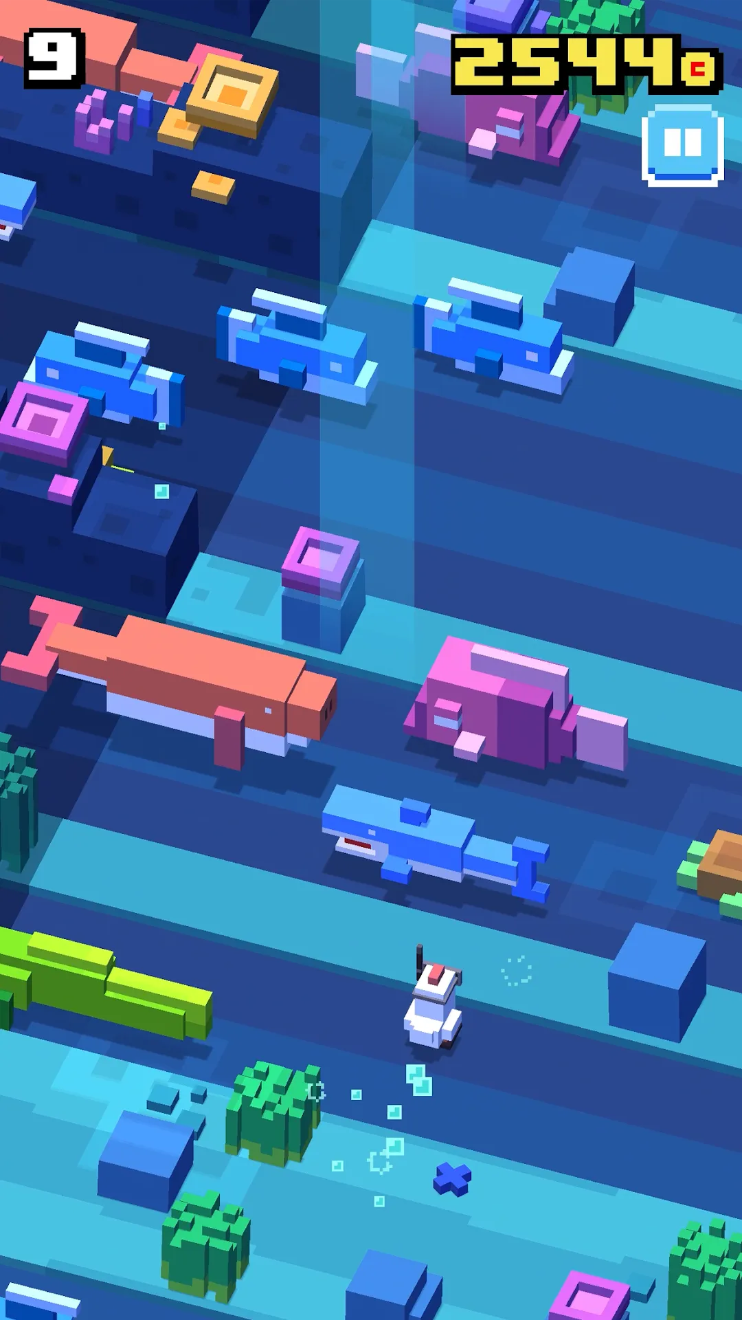 Crossy Road same-device two-player mode, one of the best split screen mobile games on a single Android phone