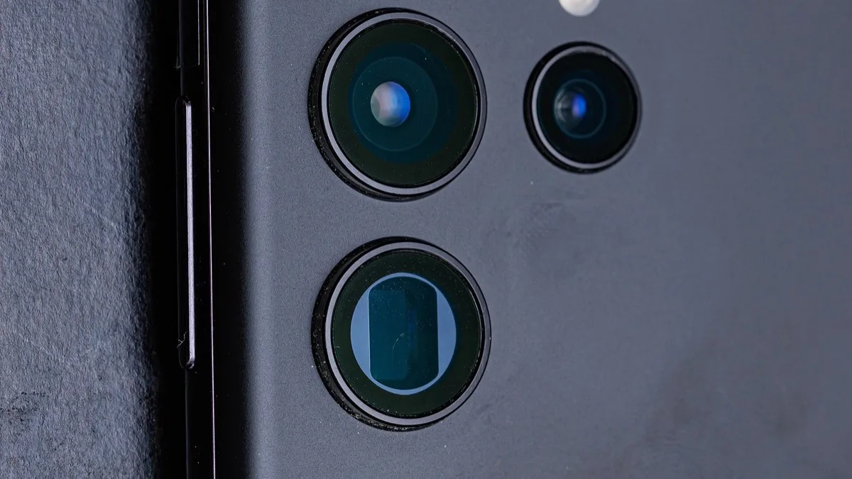 Samsung's New 200MP ISOCELL HPC Sensor Adds 16-Bit HDR and DeepPix Tech