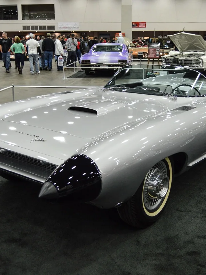 9 Wild Concept Cars That Never Reached the Road