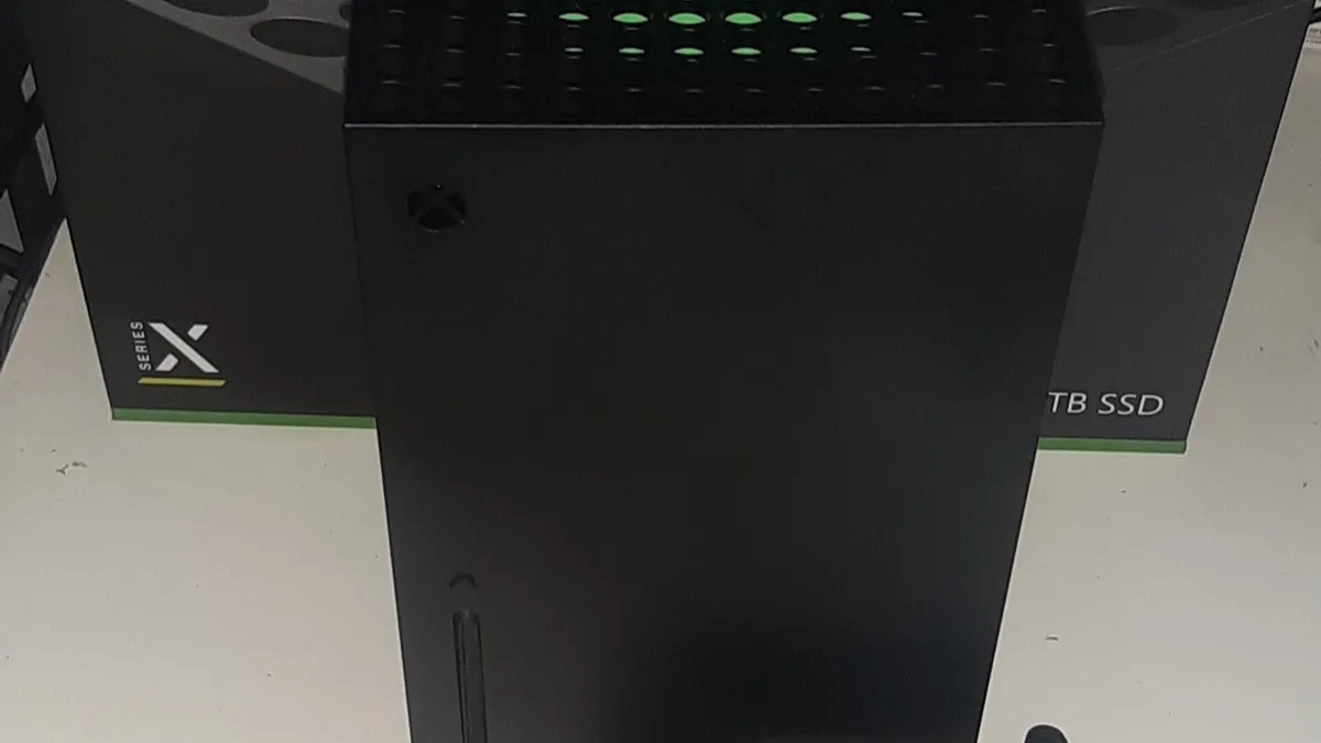 Xbox Insider Update Adds Local Save Deletion, a Badge Viewer and a UI-Free Home Screen
